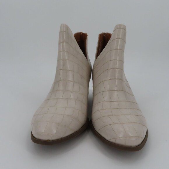 SO Womens 8 BARB Bone Croco Faux Leather Cut Out Ankle Booties Boots NEW in Box - Picture 3 of 12